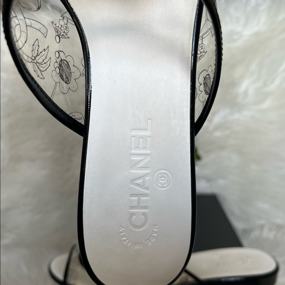 ๐พ๐ฅSOLD๐ฅณChanel Transparent Mule Sandals - Picture 10 of 11
